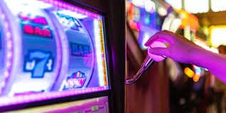 qq365 Live Casino